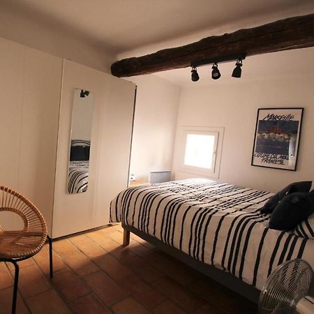 Éguilles Maison De Village Avec Vue מראה חיצוני תמונה